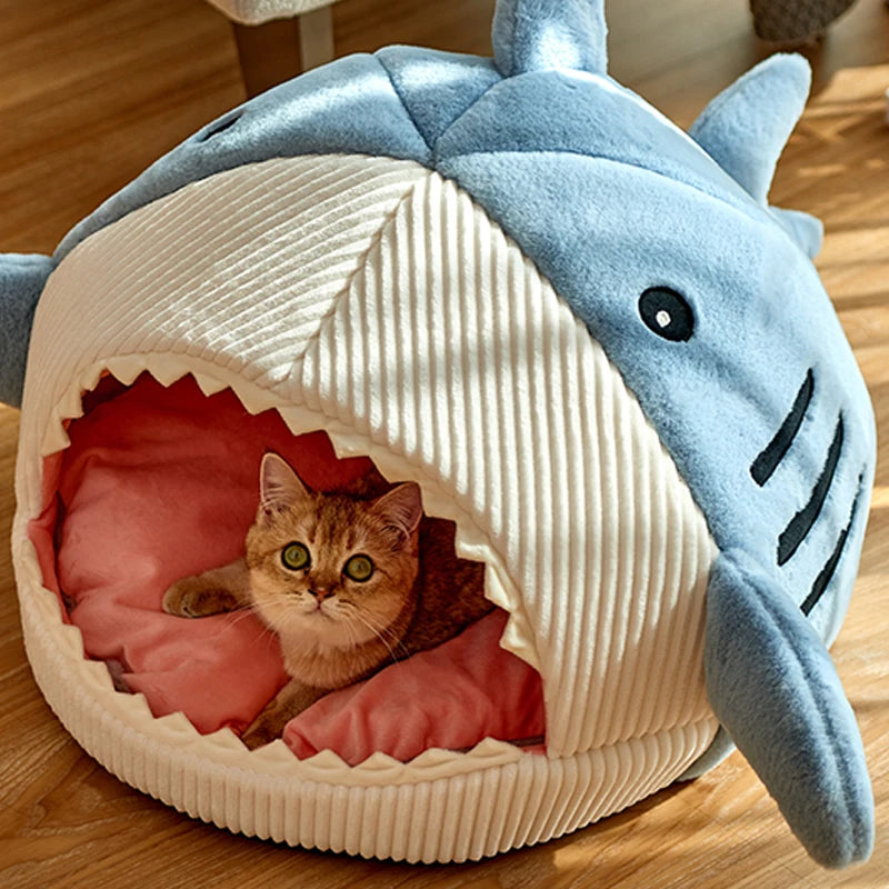 Winter Warm Cat Bed