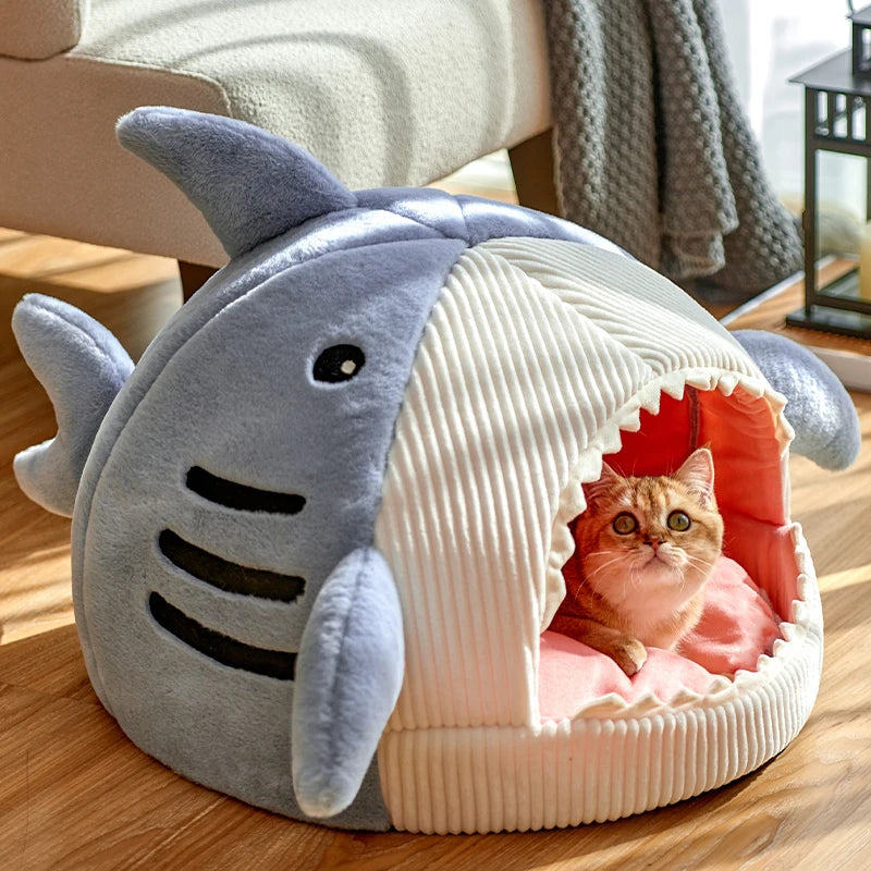 Winter Warm Cat Bed