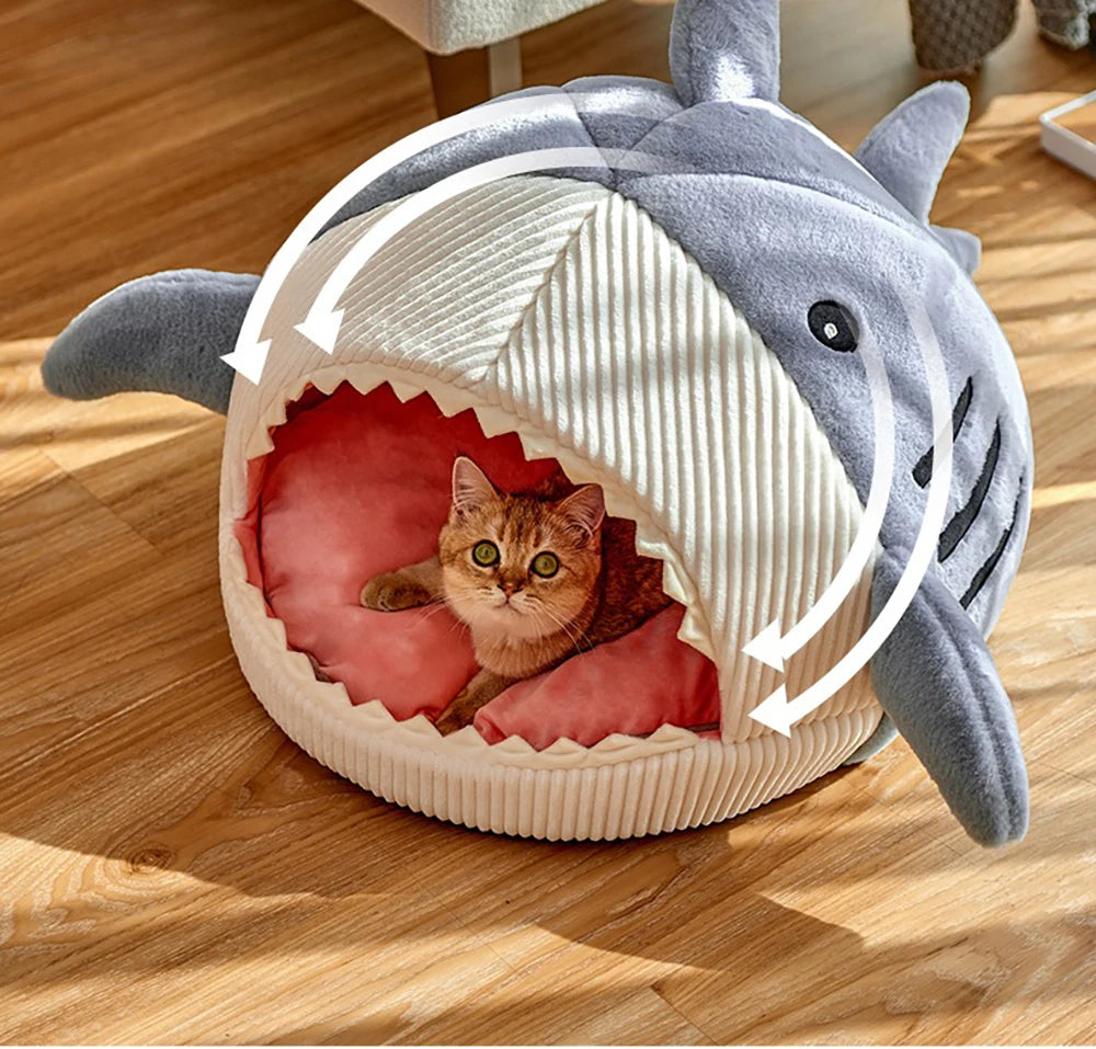 Winter Warm Cat Bed