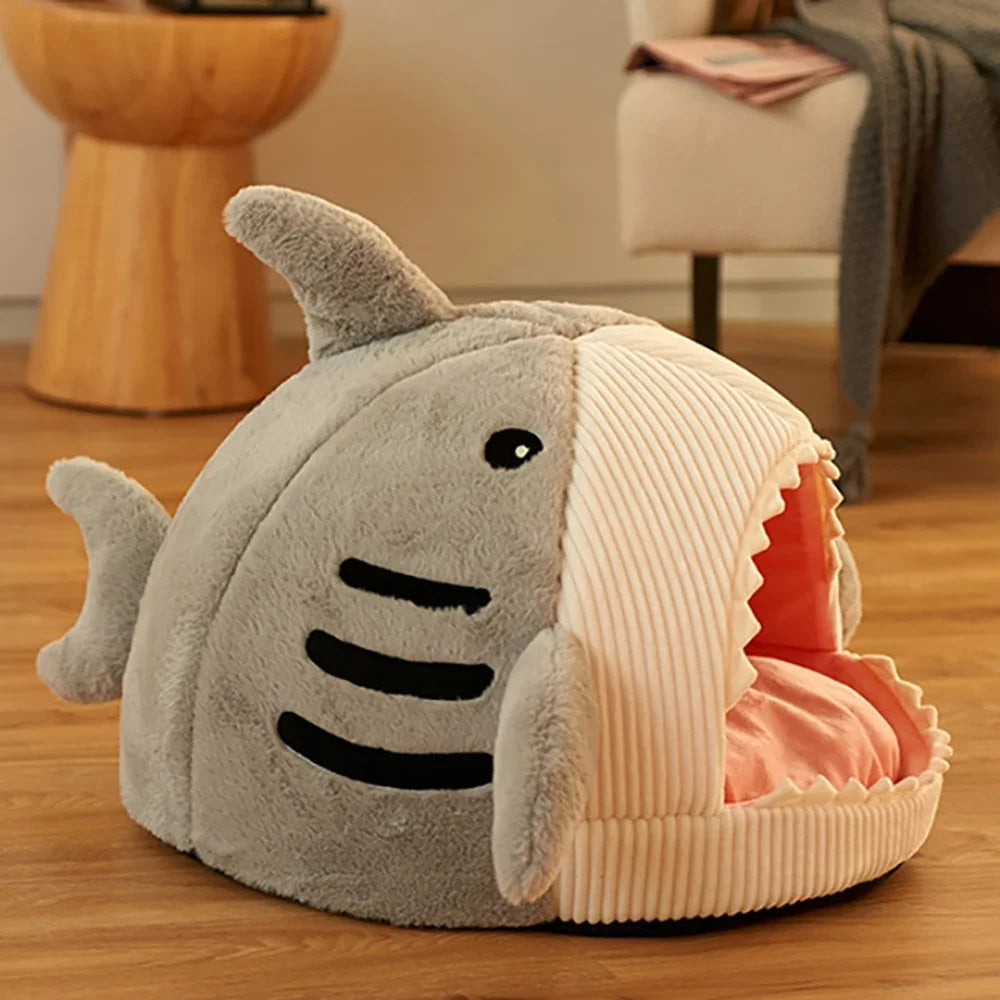 Winter Warm Cat Bed